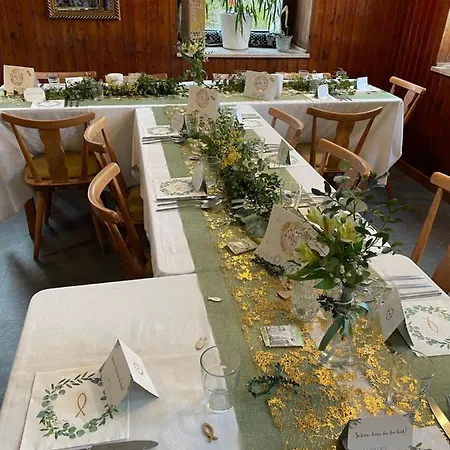 Zur Glashuette Landpension Gasthuis
